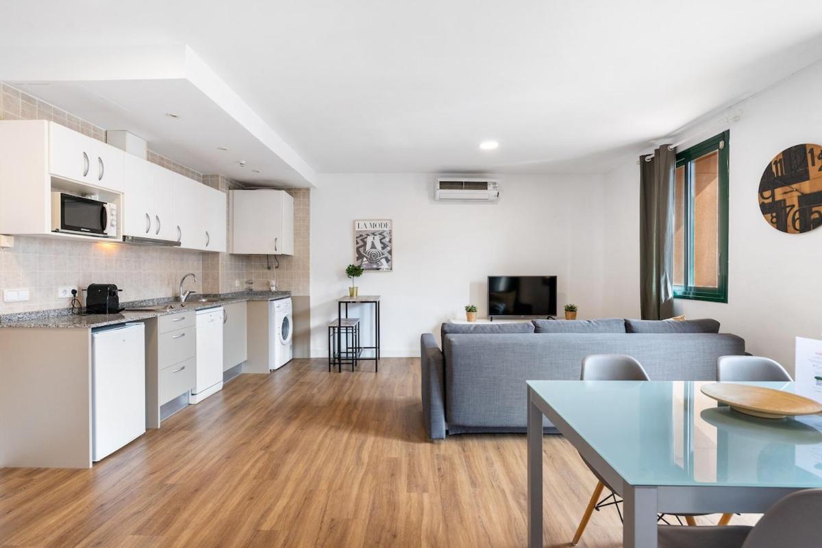 Lodging Apartments Liceu G1 Barcelona Kültér fotó