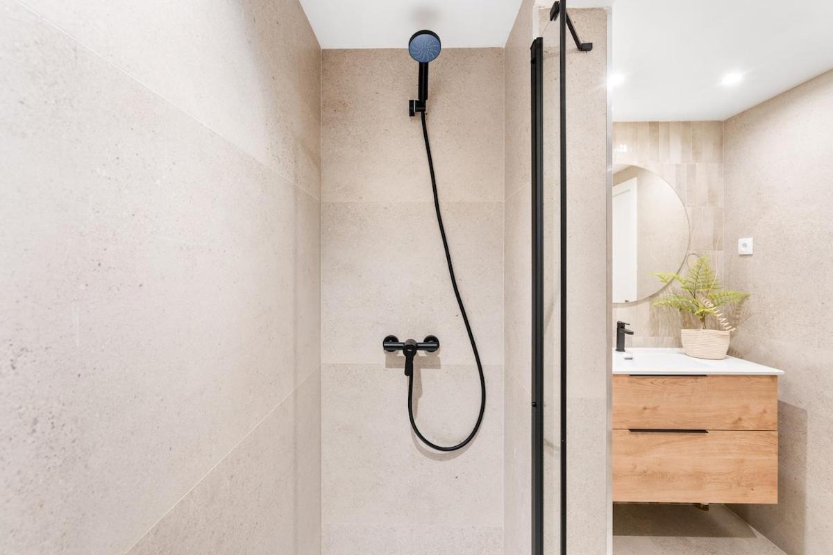 Lodging Apartments Liceu G1 Barcelona Kültér fotó